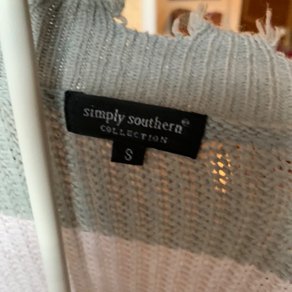 Simply southern cut fringed‎ distressed sweater. Worn once. - Picture 3 of 6